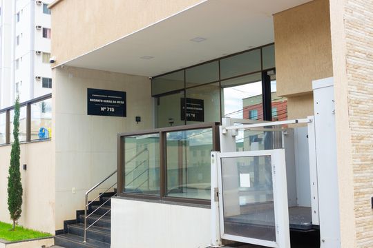 Fachada do Prédio de apartamento para alugar com 1 quarto, 65m² em Jardim Maria Inês, Aparecida de Goiânia