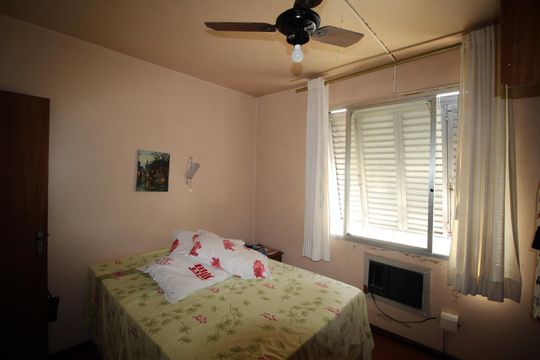Quarto 3 de apartamento à venda com 3 quartos, 74m² em Passo D’areia, Porto Alegre