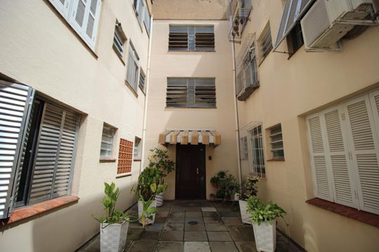 Fachada do bloco de apartamento à venda com 3 quartos, 74m² em Passo D’areia, Porto Alegre