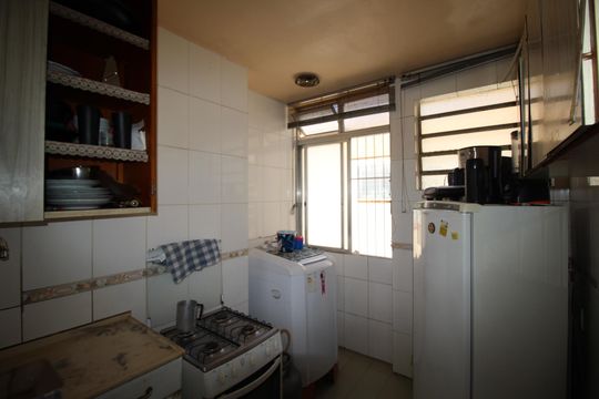Cozinha de apartamento à venda com 3 quartos, 74m² em Passo D’areia, Porto Alegre