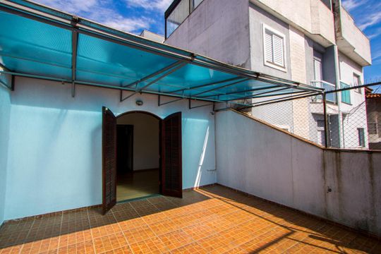 Casa à venda com 3 quartos, 250m² em Vila Camilópolis, Santo André