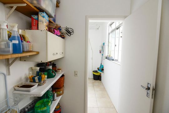 Quarto de Serviço de apartamento à venda com 3 quartos, 236m² em Vila Isabel, Rio de Janeiro