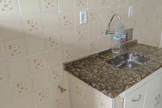 Cozinha de apartamento para alugar com 2 quartos, 68m² em Pavuna, Nilópolis