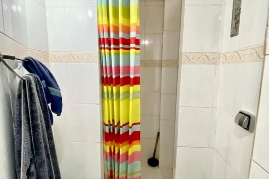 Banheiro  de apartamento à venda com 3 quartos, 100m² em Copacabana, Rio de Janeiro