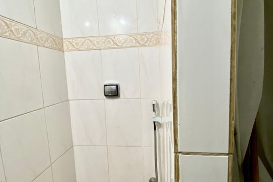 Banheiro 1 de apartamento à venda com 3 quartos, 100m² em Copacabana, Rio de Janeiro