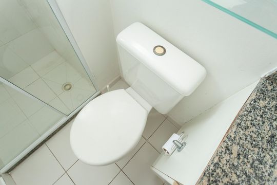 Banheiro de apartamento à venda com 2 quartos, 55m² em Socorro, São Paulo