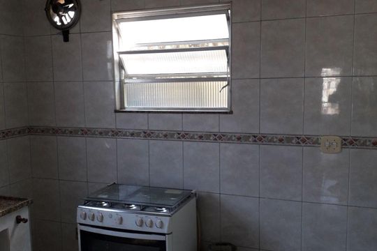Cozinha de casa para alugar com 2 quartos, 80m² em Pavuna, Rio de Janeiro