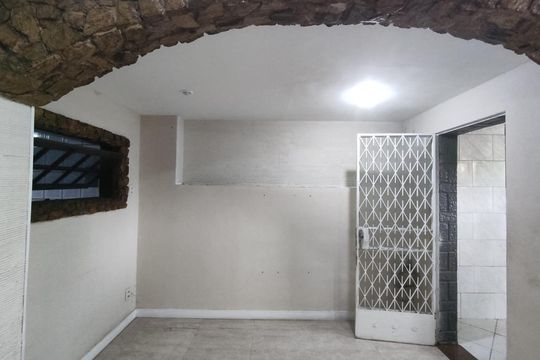 Sala de apartamento à venda com 2 quartos, 110m² em Acari, Rio de Janeiro