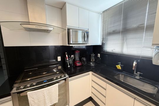 Apartamento à venda com 3 quartos, 160m² em Santa Efigênia, Belo Horizonte