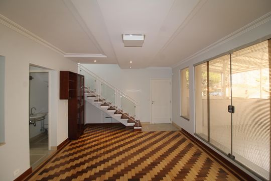 Sala de casa à venda com 4 quartos, 242m² em Jardim São Paulo, São Paulo