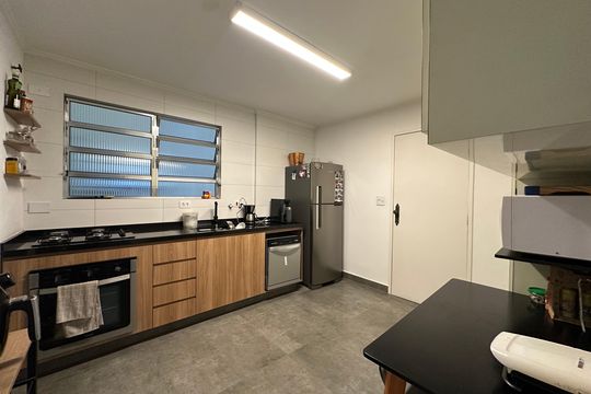 Cozinha de apartamento para alugar com 3 quartos, 85m² em Vila Romana, São Paulo