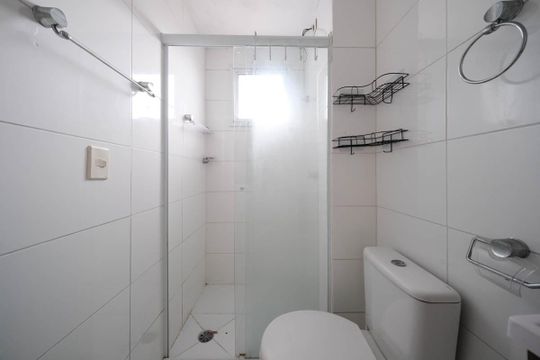 Banheiro de apartamento à venda com 2 quartos, 48m² em Jardim Matarazzo, São Paulo