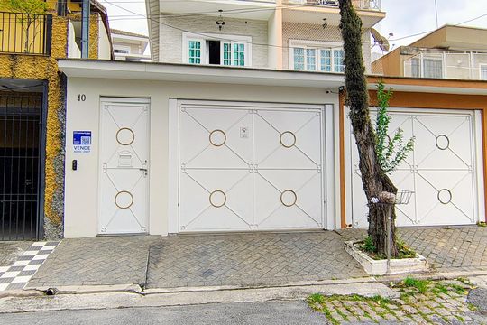 Casa à venda com 3 quartos, 179m² em Vila Campesina, Osasco