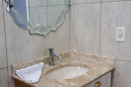 Casa à venda com 3 quartos, 179m² em Vila Campesina, Osasco
