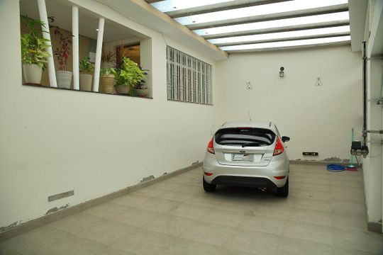 Garagem  de casa à venda com 2 quartos, 407m² em Baeta Neves, São Bernardo do Campo