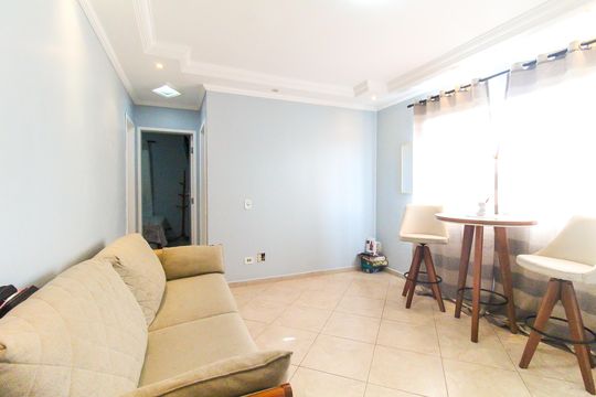 Apartamento à venda com 2 quartos, 50m² em Vila Carmosina, São Paulo