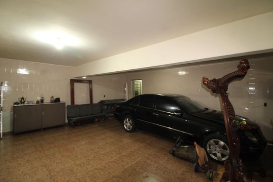 Garagem de casa à venda com 4 quartos, 200m² em Jardim Franca, São Paulo