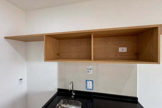Cozinha  de kitnet/studio para alugar com 0 quarto, 28m² em Jardim das Acacias, São Paulo