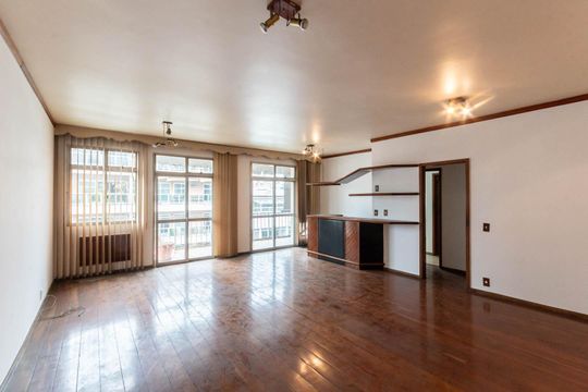 Apartamento para alugar com 3 quartos, 133m² em Maracanã, Rio de Janeiro
