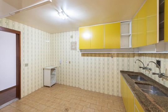 Cozinha de apartamento para alugar com 3 quartos, 133m² em Maracanã, Rio de Janeiro