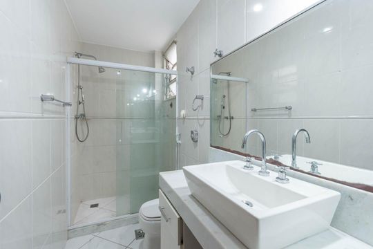 Banheiro Suíte  de apartamento para alugar com 3 quartos, 133m² em Maracanã, Rio de Janeiro