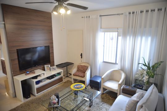 Sala de casa para alugar com 6 quartos, 278m² em Parque das Nações, Santo André
