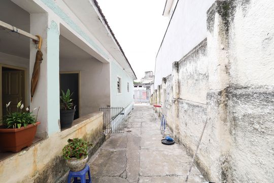 Casa à venda com 3 quartos, 250m² em Vila Nivi, São Paulo