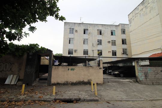 Fachada do Prédio de apartamento à venda com 2 quartos, 48m² em Olaria, Rio de Janeiro