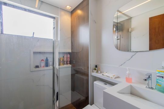 Banheiro de apartamento à venda com 2 quartos, 88m² em Vila Yaya, Guarulhos