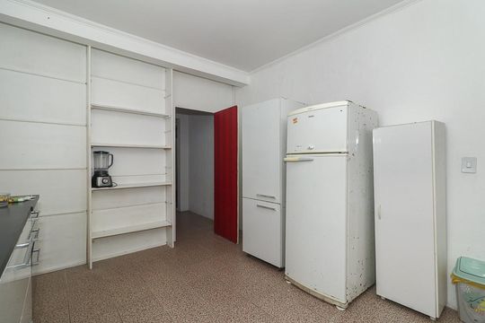 Cozinha de casa para alugar com 4 quartos, 140m² em Jardim Carvalho, Porto Alegre
