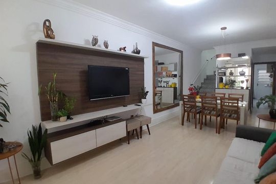 Casa à venda com 3 quartos, 121m² em Bosque da Saúde, São Paulo
