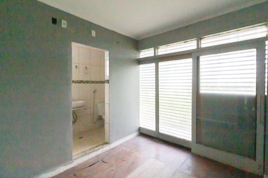 Quarto 12 Suíte de casa à venda com 12 quartos, 420m² em Butantã, São Paulo
