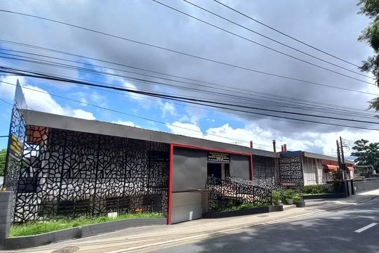 Fachada de apartamento para alugar com 1 quarto, 65m² em Morro dos Barbosas, São Vicente