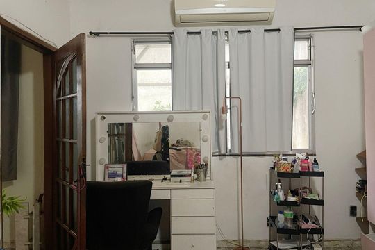 Quarto de casa para alugar com 2 quartos, 120m² em Bairro Carolina, Duque de Caxias