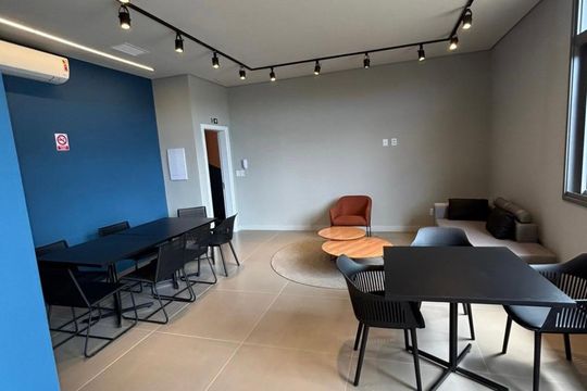 Apartamento à venda com 2 quartos, 65m² em Jardim do Salso, Porto Alegre
