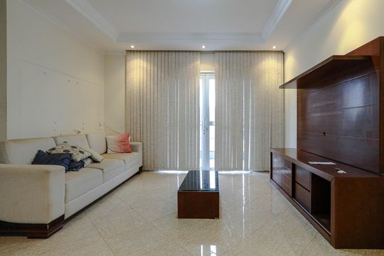Casa de Condomínio para alugar com 3 quartos, 280m² em Parque Santana, Mogi das Cruzes