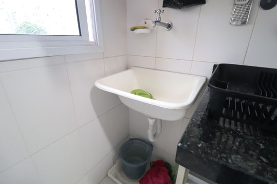 Cozinha e Área de Serviço de apartamento para alugar com 2 quartos, 58m² em Santa Mônica, Uberlândia