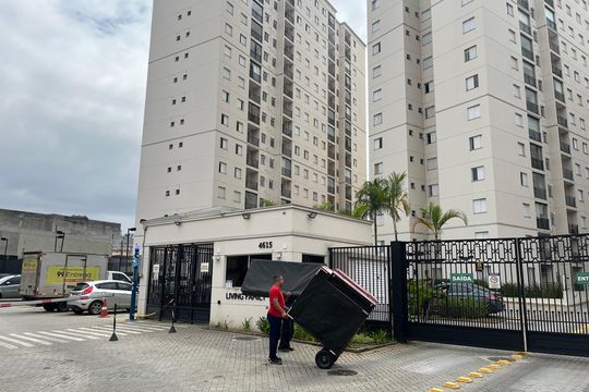 Fachada  de apartamento à venda com 2 quartos, 56m² em Jardim Norma, São Paulo