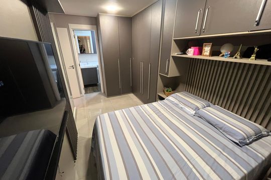 Suite  de apartamento à venda com 2 quartos, 56m² em Jardim Norma, São Paulo