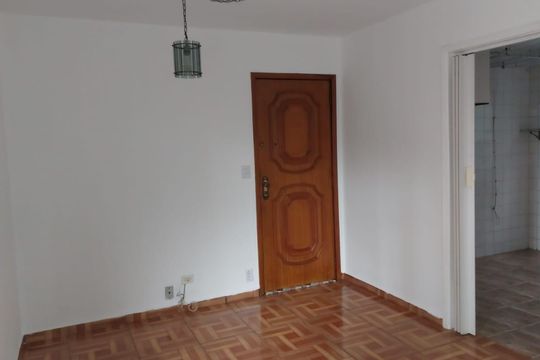 Sala de apartamento à venda com 2 quartos, 56m² em Jardim Íris, São Paulo
