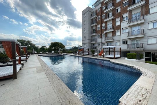 Área comum - Piscina de apartamento para alugar com 1 quarto, 55m² em Granja Viana, Cotia