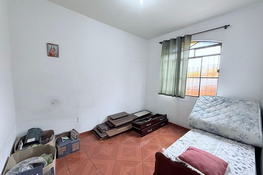 Casa para alugar com 3 quartos, 197m² em Alto Caiçaras, Belo Horizonte