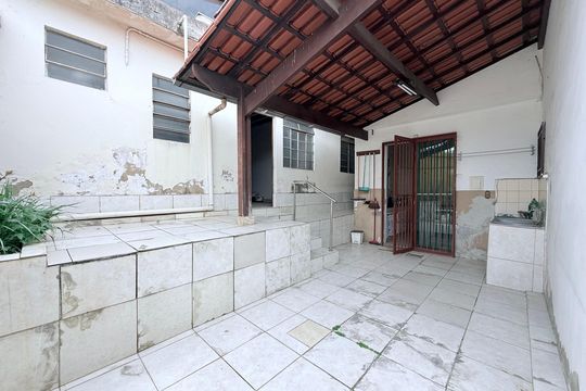 Casa para alugar com 3 quartos, 197m² em Alto Caiçaras, Belo Horizonte
