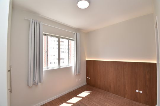 Suíte de apartamento à venda com 1 quarto, 34m² em Bigorrilho, Curitiba