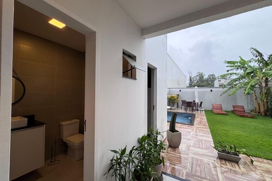 Área externa  de casa de condomínio à venda com 3 quartos, 168m² em Ilha de Guaratiba, Rio de Janeiro