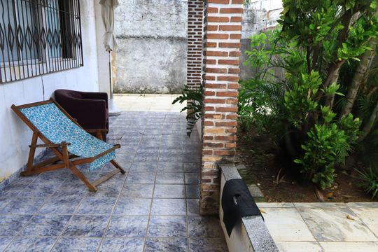 Varanda de casa para alugar com 6 quartos, 250m² em Jardim das Margaridas, Salvador