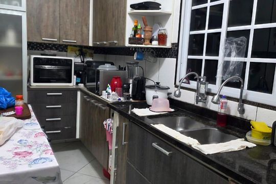 Cozinha de casa de condomínio à venda com 3 quartos, 90m² em Tanque, Rio de Janeiro