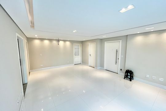 Apartamento à venda com 3 quartos, 145m² em Jardim São Paulo, São Paulo