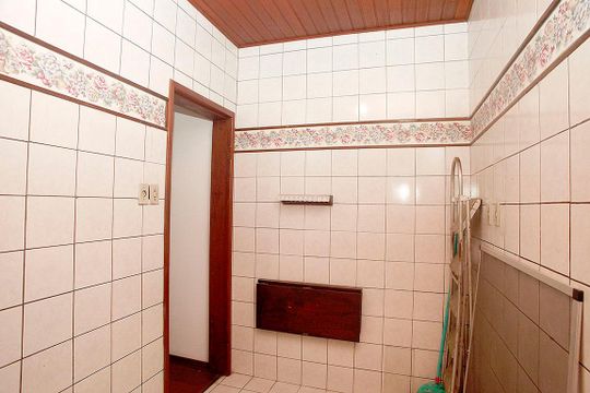 Cozinha + Área de Serviço de apartamento à venda com 2 quartos, 63m² em Centro Histórico, Porto Alegre