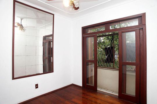 Apartamento à venda com 2 quartos, 63m² em Centro Histórico, Porto Alegre